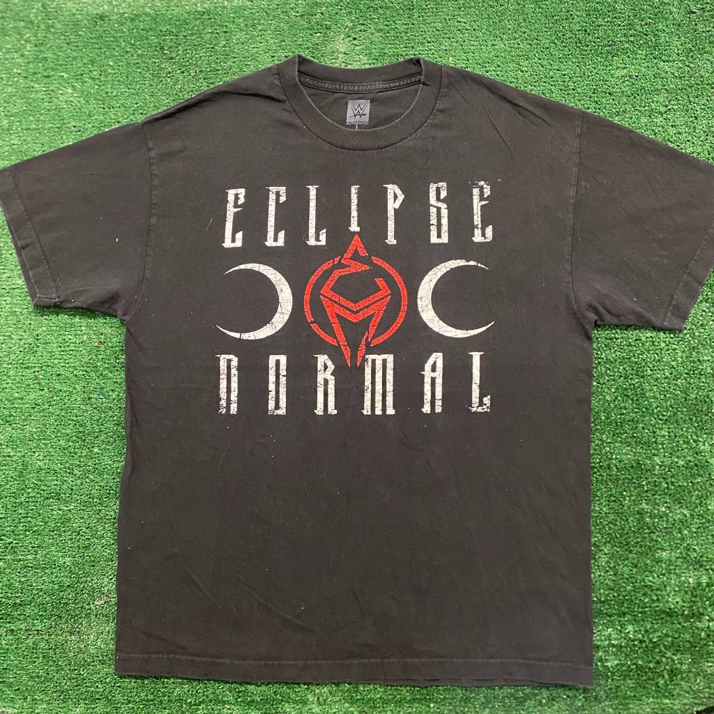 Vintage Y2k Essential Wwe Ember Moon Wrestler T-Shirt